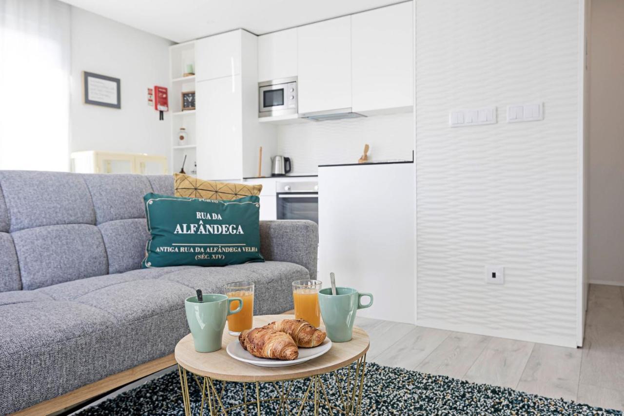 Stylish Flat W/ Gym & Parking By Lovelystay Porto Luaran gambar