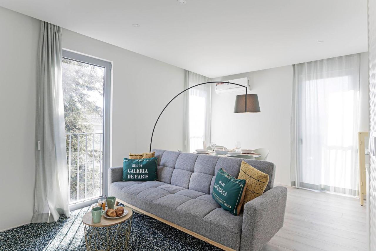 Stylish Flat W/ Gym & Parking By Lovelystay Porto Luaran gambar