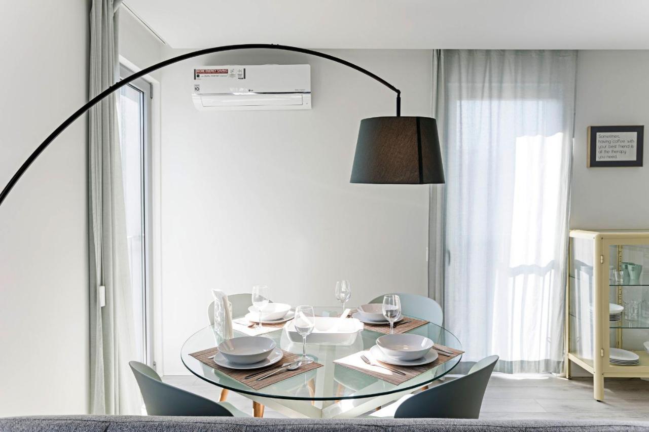 Stylish Flat W/ Gym & Parking By Lovelystay Porto Luaran gambar