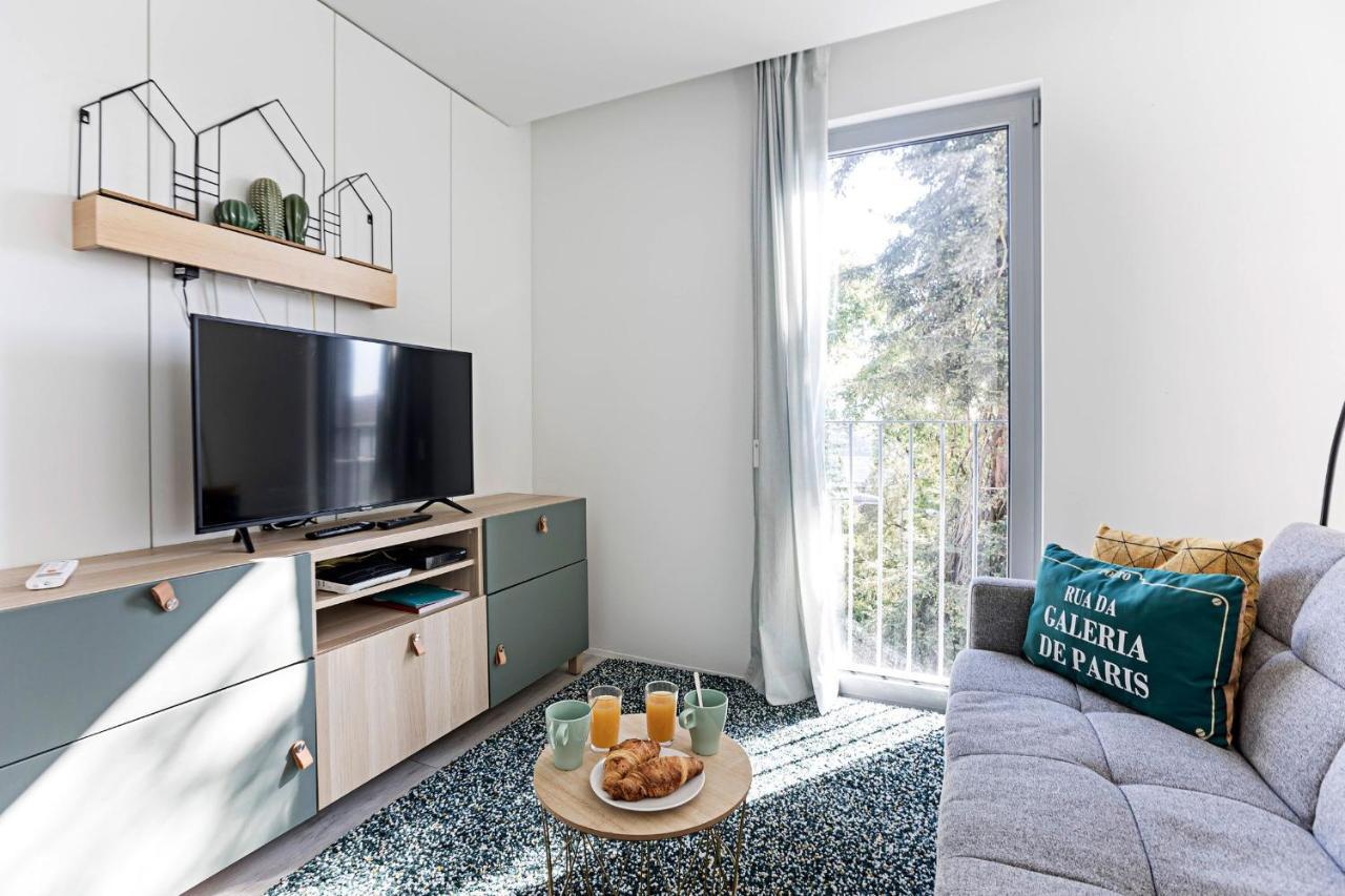 Stylish Flat W/ Gym & Parking By Lovelystay Porto Luaran gambar