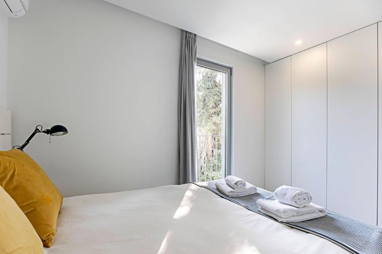 Stylish Flat W/ Gym & Parking By Lovelystay Porto Luaran gambar